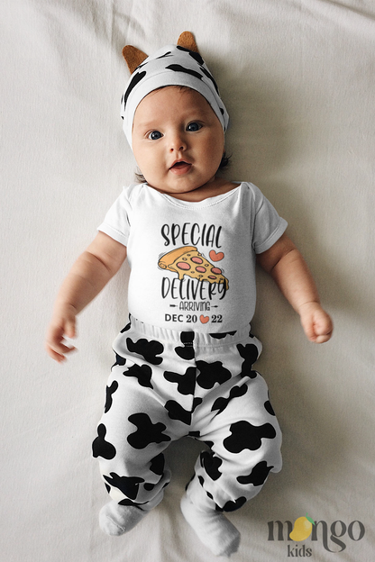 Baby Onsie with pizza design and customizable 'Special Delivery' text for Baby Arrival dates.