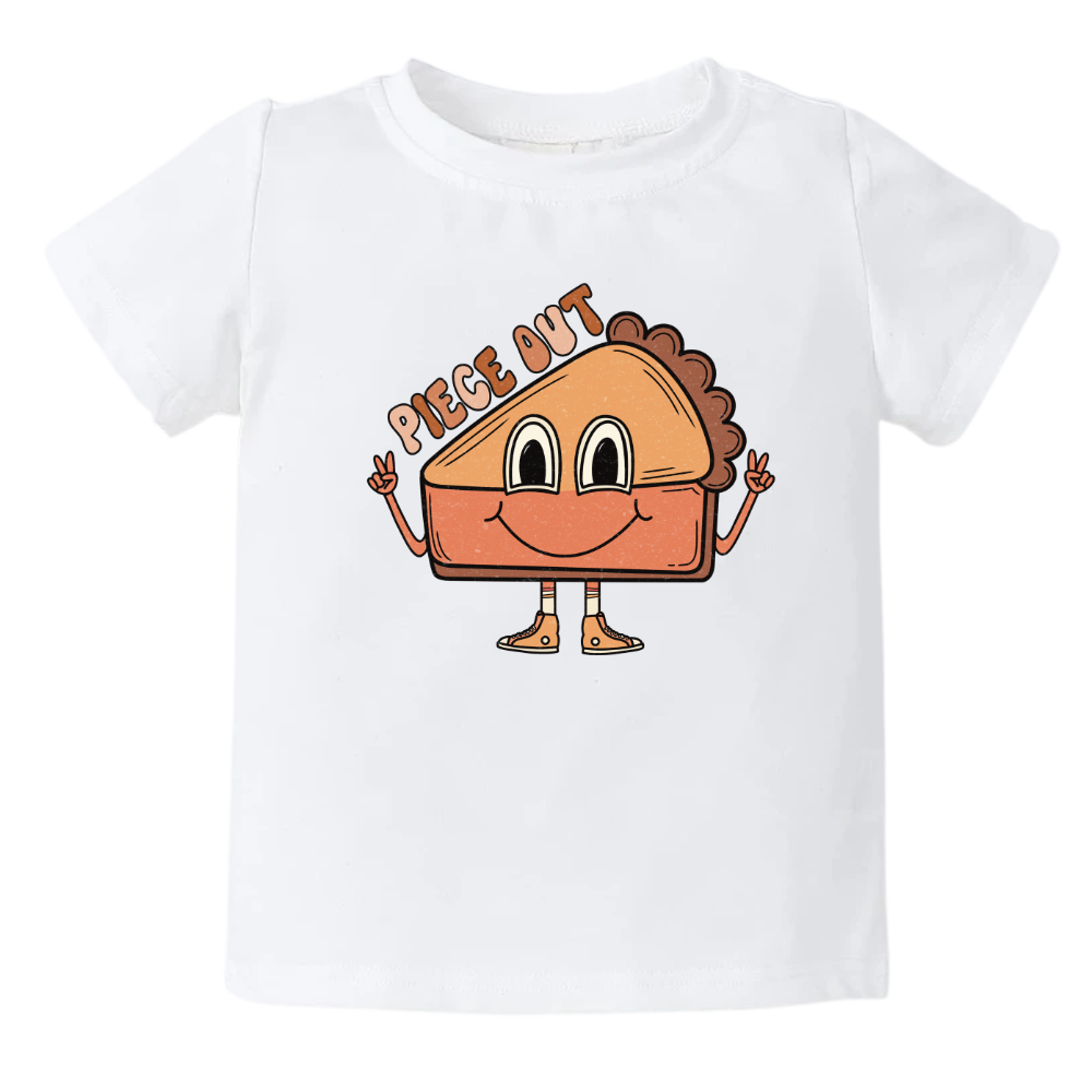 Kids' t-shirt with pumpkin pie graphic and text 'Piece Out', ideal for autumn fashion, Thanksgiving outfits, and holiday celebrations